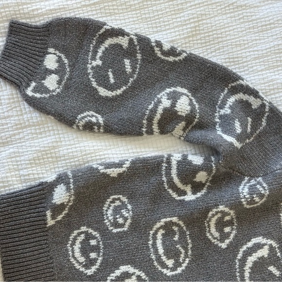 Gray Smiley Face Love Ellie Sweater | Sz 7/8 - Picture 4 of 5